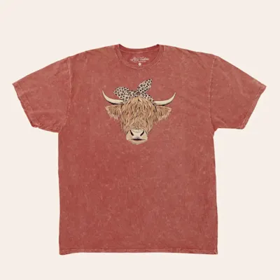 Lotus Fashion Women's Vintage Wine Highland Cow Graphic T-Shirt - Plus Sizes