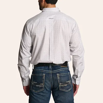 Ariat Men's Fleetwood White Geo Print Long Sleeve Shirt 2 Ariat Men's Fleetwood White Geo Print Long Sleeve Shirt