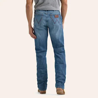 Wrangler Retro Men's 77 Harris Medium Wash Slim Bootcut Jeans