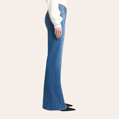 7 For All Mankind Women’s Dojo Yuma Medium Wash Twisted Seam Trouser Jeans