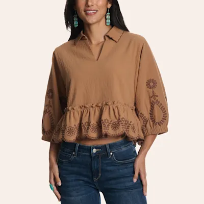 Rockin' C Women's Macchiato Floral Embroidered 3/4 Sleeve Cropped Top