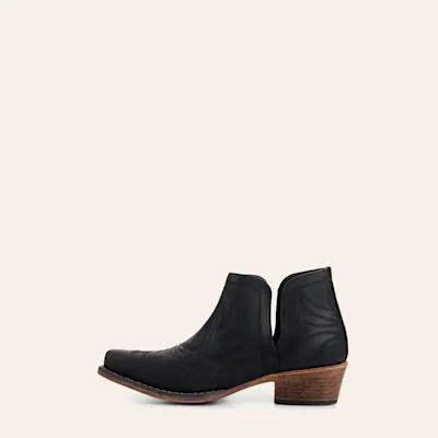 Roper Women's Ava Black Snip Toe Cowboy Bootie